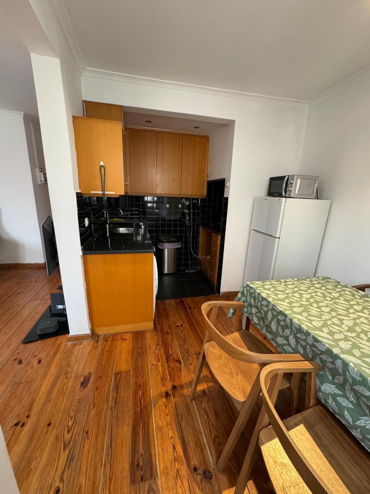 Historic Hearth Of Bairro Alto Apartamento Lisboa